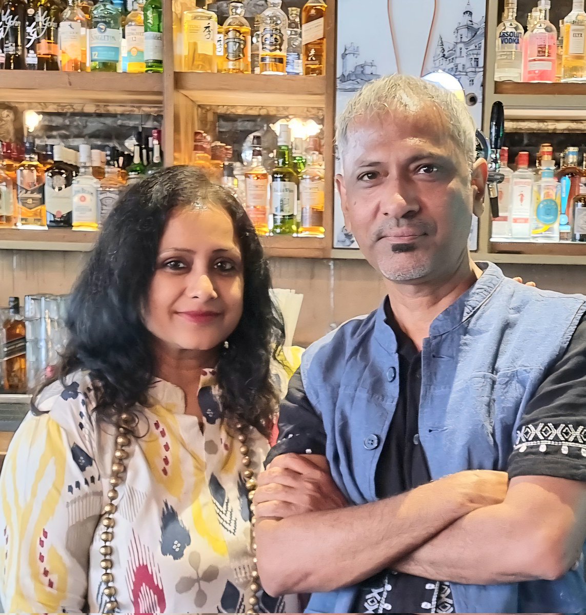 rahman184's tweet photo. Spending time with Milee is always a privilege. Beyond her role at Penguin Random House India as Senior Vice President at Adult Publishing Group, her mastery of the publishing landscape is remarkable. During our meeting at BKC, I was happy to simply listen to her deep insights. https://t.co/AWIWCxddu6