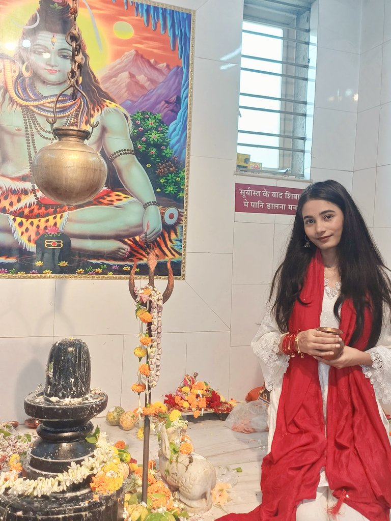 Nandinyy tweet media