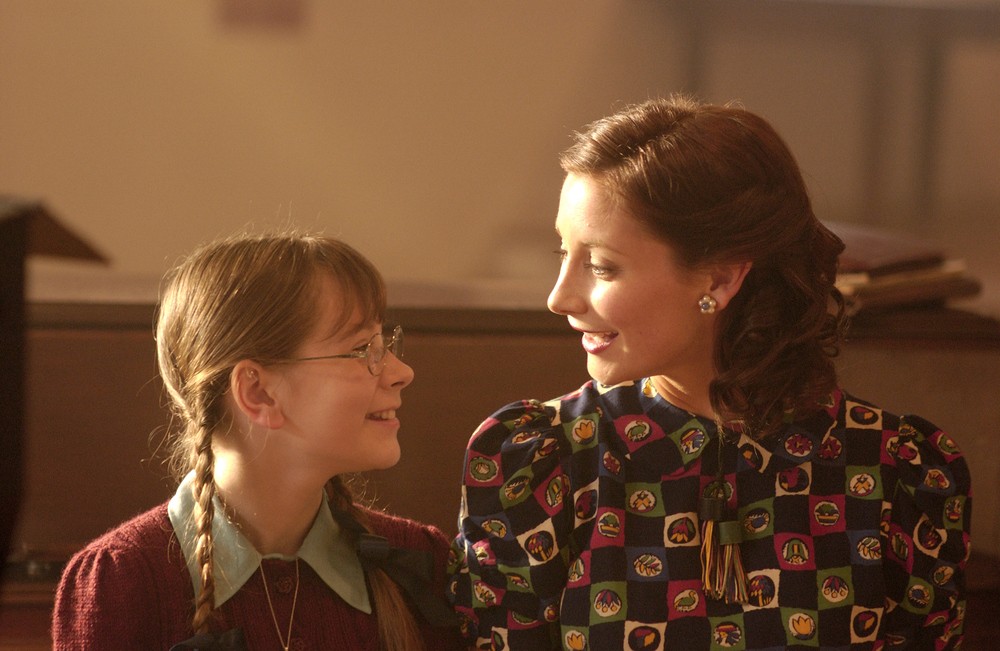 TV2000it's tweet image. 📽 #Cinema | "La battaglia di Molly"
🕘 Stasera #2maggio in prima serata su #TV2000
📺 Canale 28 dtt
📡 157 Sky 
📌 Il mondo è in guerra e la giovane Molly non sopporta i cambiamenti che il conflitto ha portato persino nelle pieghe più quotidiane della sua vita. Più di ogni altra