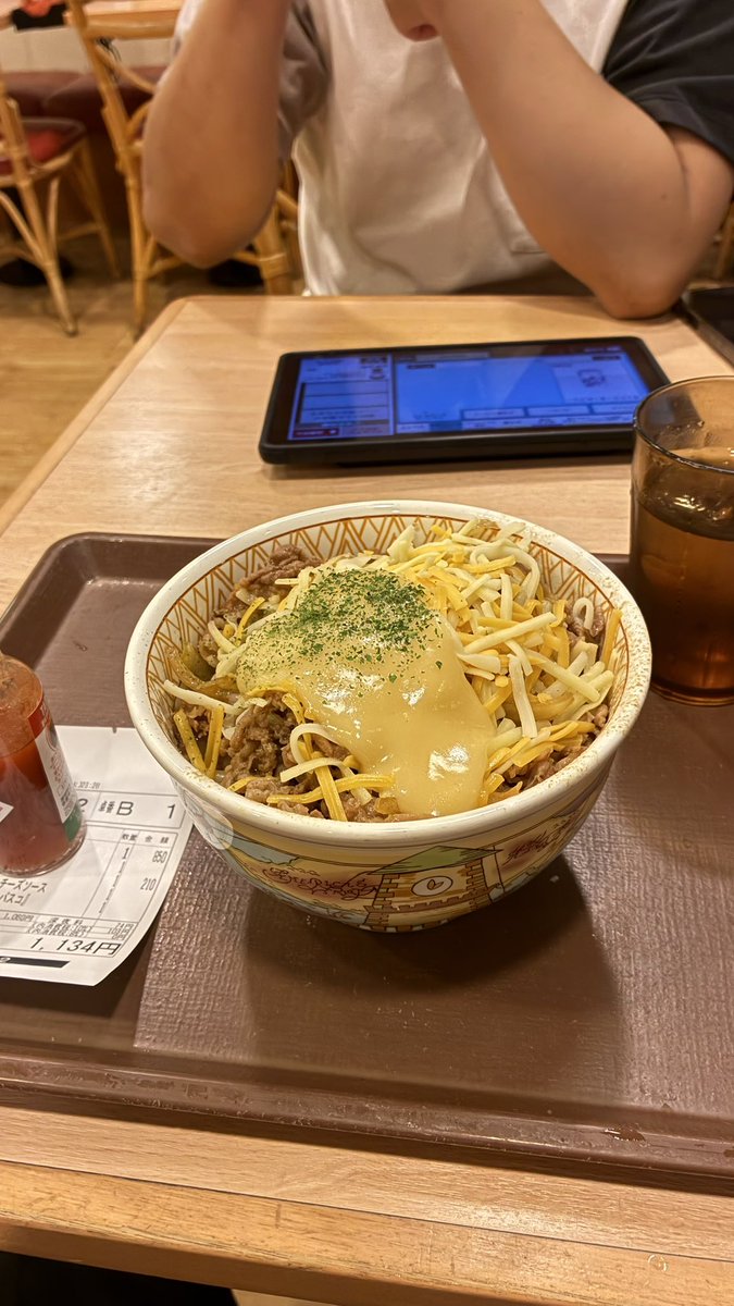 リオ tweet media