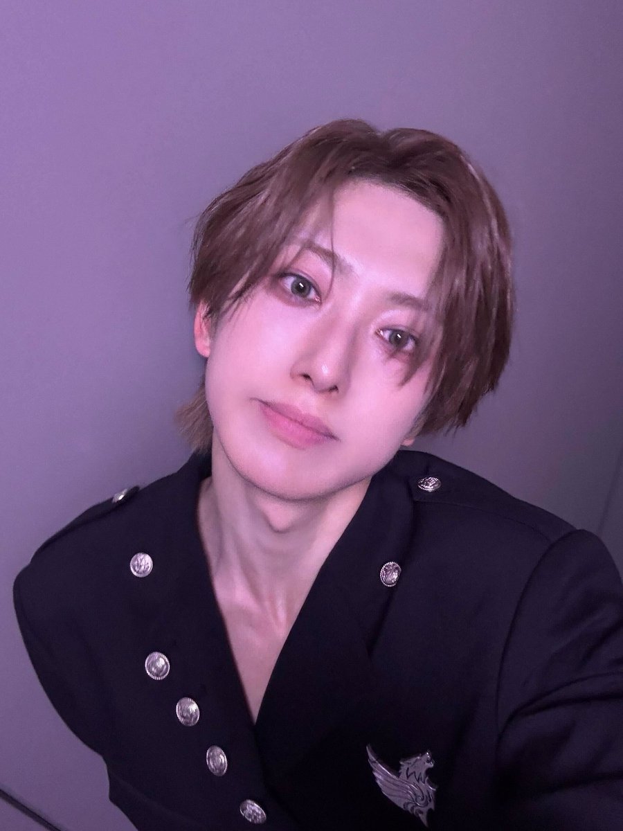 ๐
๐๐๐_๐๐ก๐๐ข๐ฅ๐๐ง๐ ๐ณ (slow) tweet media