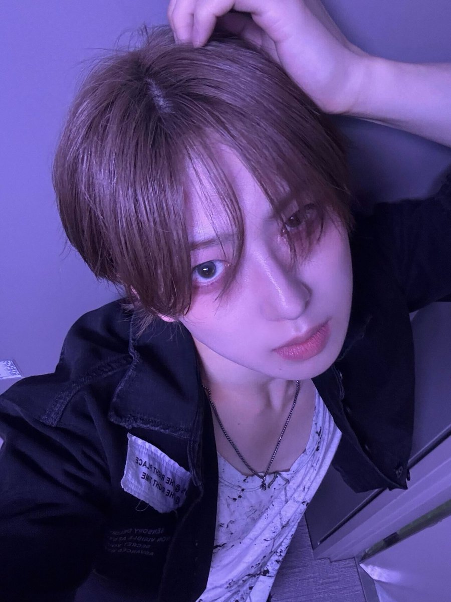 ๐
๐๐๐_๐๐ก๐๐ข๐ฅ๐๐ง๐ ๐ณ (slow) tweet media