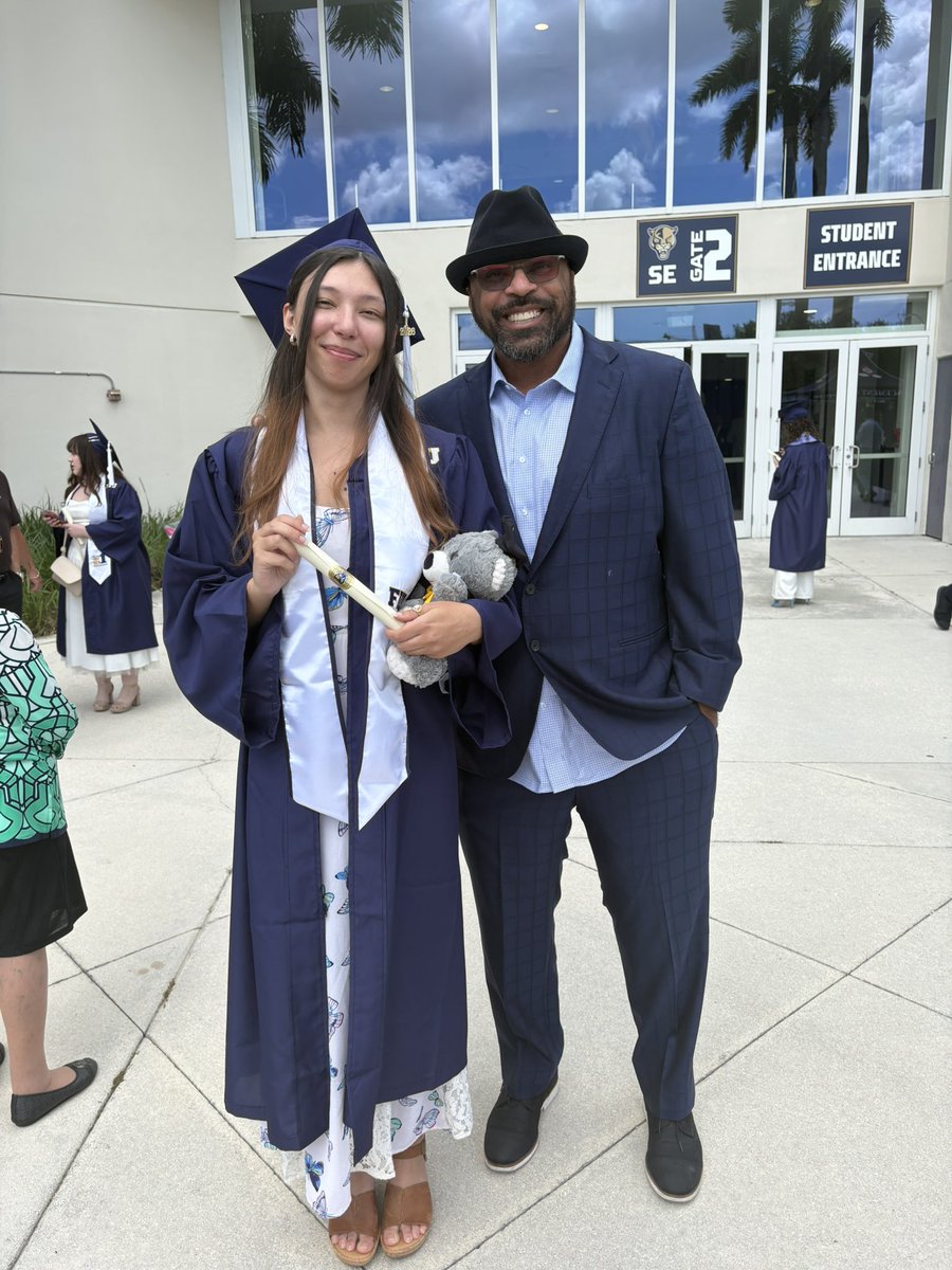 Jovan Dewitt tweet media