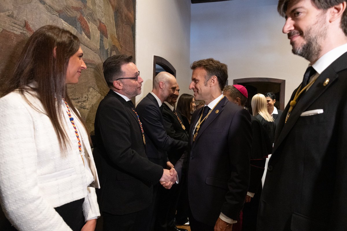 CCompromesos's tweet photo. ▶️ Per primera vegada, els dos coprínceps han presidit conjuntament una sessió al Consell General https://t.co/qCBEXO7bgM