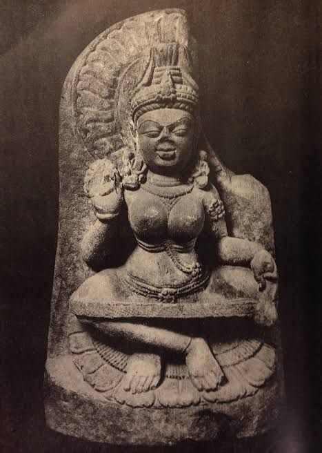 artinchow's tweet image. The Counterpart:

"This Ekottarika-āgama is a counterpart to the Aṅguttara-nikāya preserved in Pāli, both being collections of early Buddhist discourses arranged according to a numerical principle. While the Aṅguttara-nikāya is part of the Theravāda canon,
1/
#Buddhism
#Nun