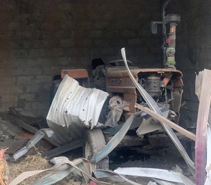 Info_Tracks's tweet image. #Breaking ‼️‼️

Afghan forces targeted civilian areas and marketplaces in the Lagharai area of Bajaur, causing damage to shops and other property belonging to locals.

#Afghanistan #Pakistan #PakistanArmy #Bajaur