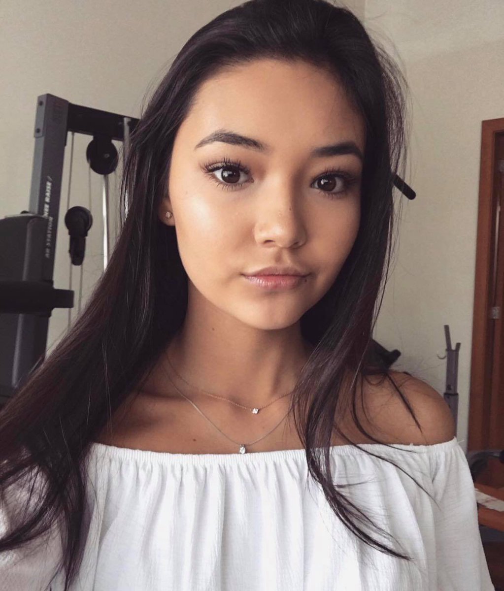 Alexa Barajas Daily tweet media