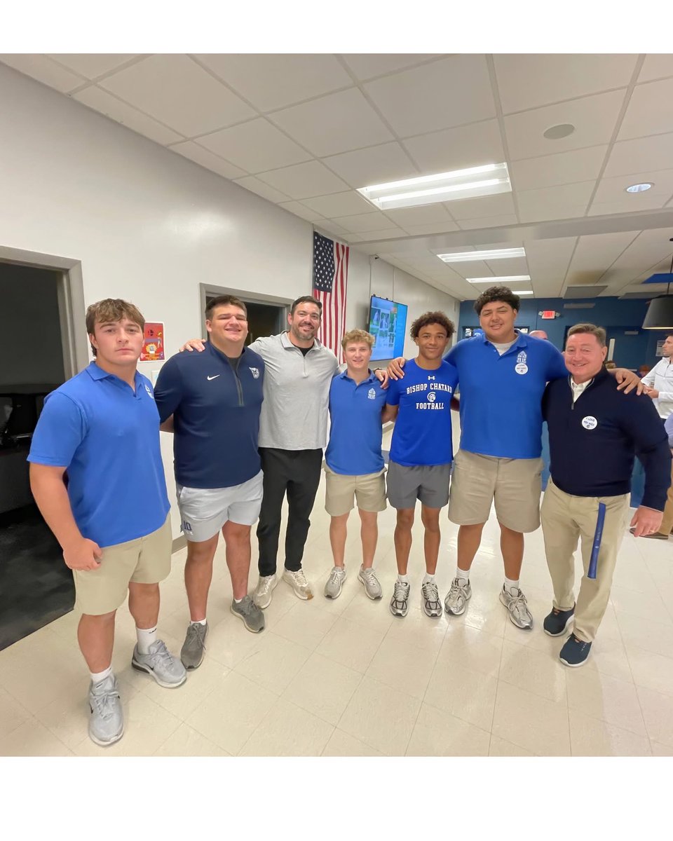 BCHSTrojansFB's tweet photo. Great to have Zack Martin back on campus for the Dad's Breakfast this morning!

#GoTrojans https://t.co/ShCIxy7UEY