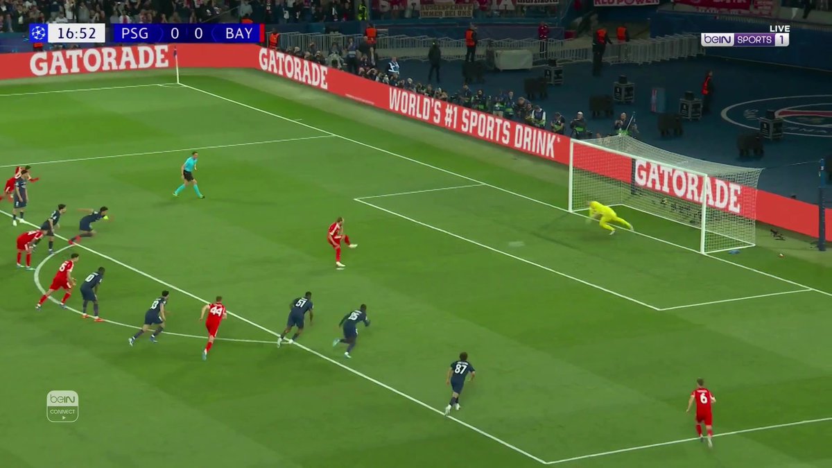 هاري كين يفتتح التسجيل لـ بايرن ميونيخ من علامة الجزاء دوري أبطال أوروبا | باريس سان جيرمان | #بايرن_ميونيخ 