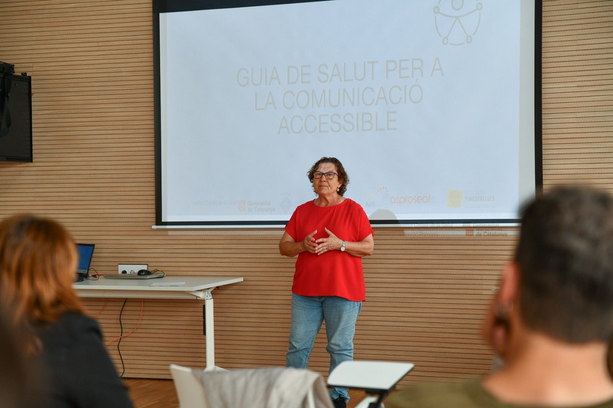 Lola Castro #SalutComunitària🔻 tweet media