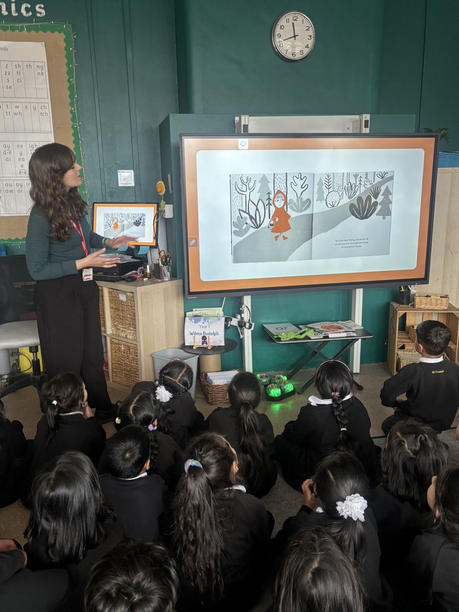 MarshfieldPS's tweet photo. #BringingLearningToLife with #BethanWoolvin children have been immersed into your journey into being a world famous author &amp; illustrator! We couldn’t contain Y1’s enthusiasm and passion for your books 📚 #AweWonderWow @CATAcademyTrust https://t.co/BxD7Y3vv2B