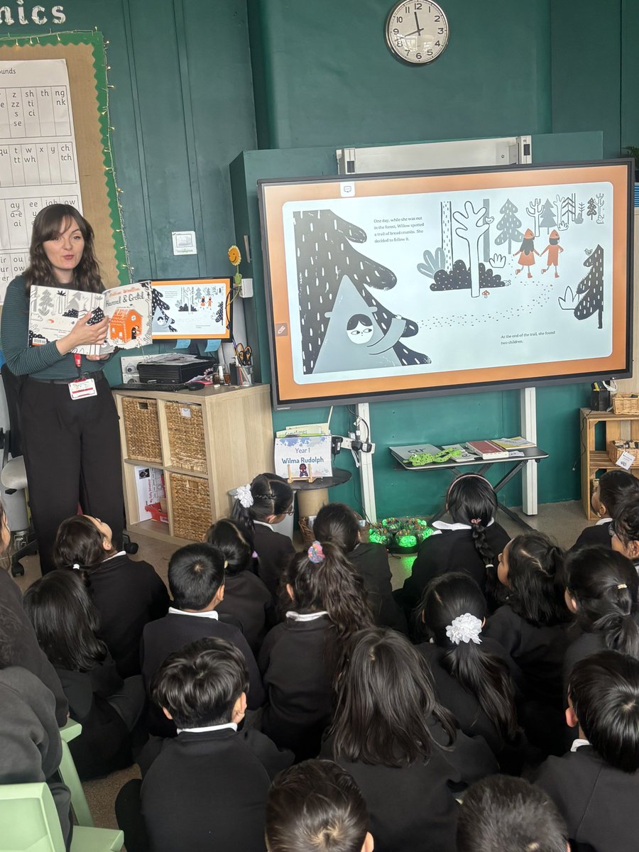 MarshfieldPS's tweet photo. #BringingLearningToLife with #BethanWoolvin children have been immersed into your journey into being a world famous author &amp; illustrator! We couldn’t contain Y1’s enthusiasm and passion for your books 📚 #AweWonderWow @CATAcademyTrust https://t.co/BxD7Y3vv2B