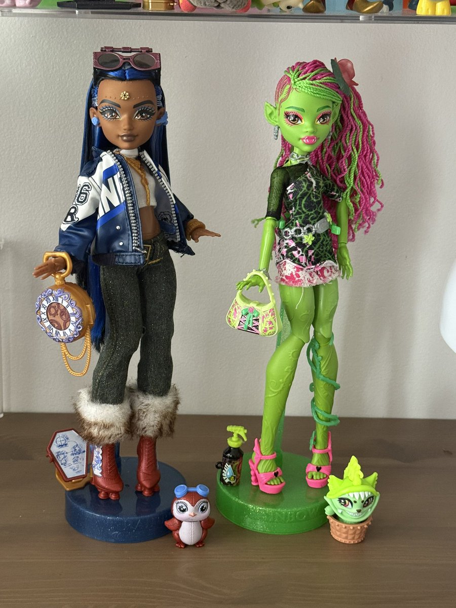 Dollinque 🔗 tweet media