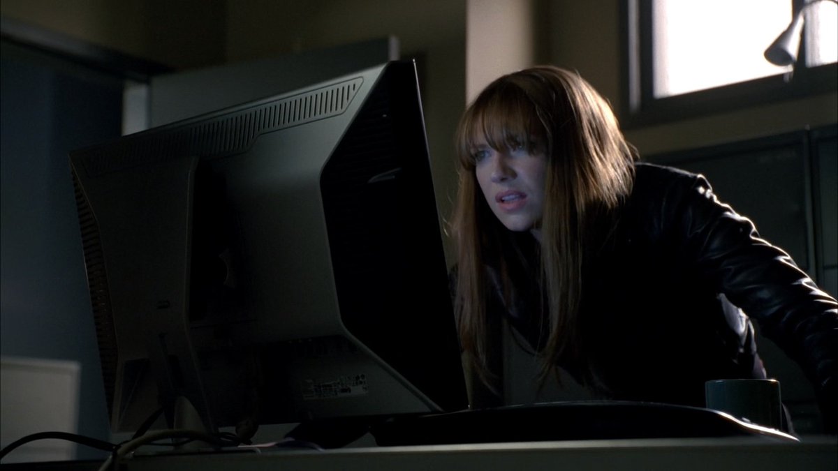 michlastone's tweet image. "looks like you just saw a ghost" então sobre isso 😂 #Fringe
