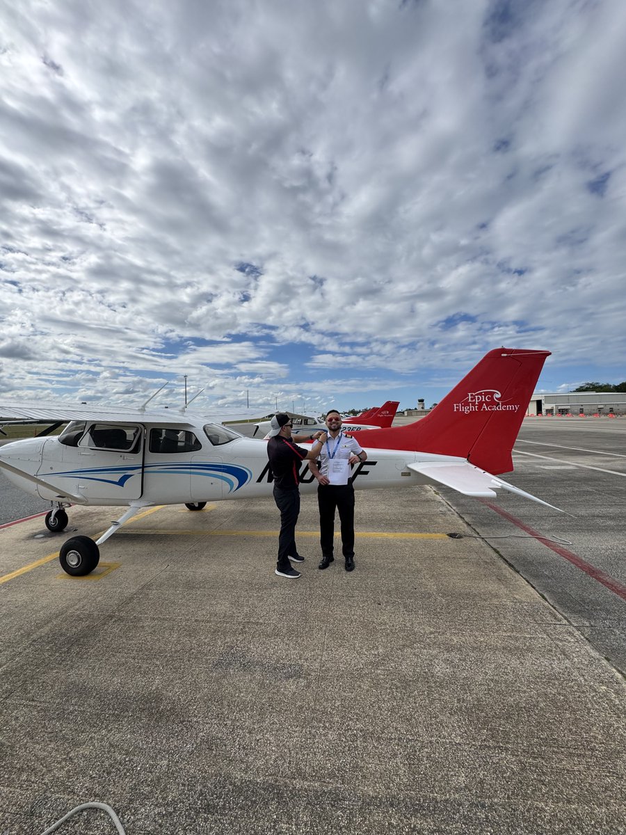 Epic Flight Academy tweet media