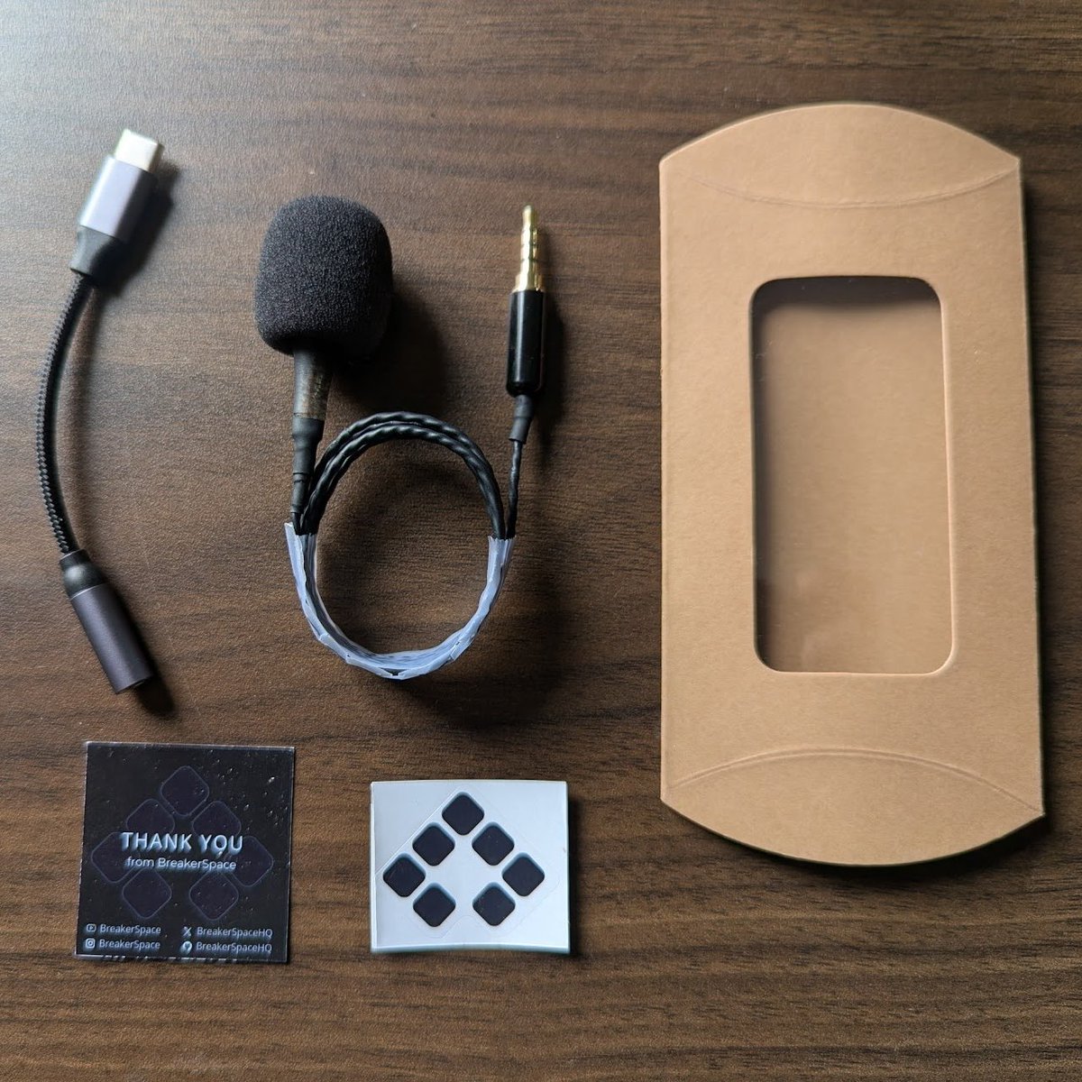 BreakerSpaceHQ's tweet photo. Today we shipped out our first "commercial" product.

Say hello to VAAK /ʋɑːk/ (वाक्), the voiceover microphone for budding creators. https://t.co/BYJt8amIvk