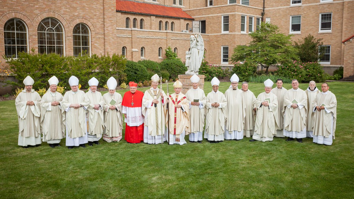 archdpdx's tweet photo. Ten years ago today, Archbishop Alexander K. Sample conferred the solemn abbatial blessing upon Abbot Jeremy Driscoll, OSB, who was elected the 12th Abbot of Mount Angel Abbey in Oregon.

Photos: Mount Angel Abbey https://t.co/tBaZySOaPw
