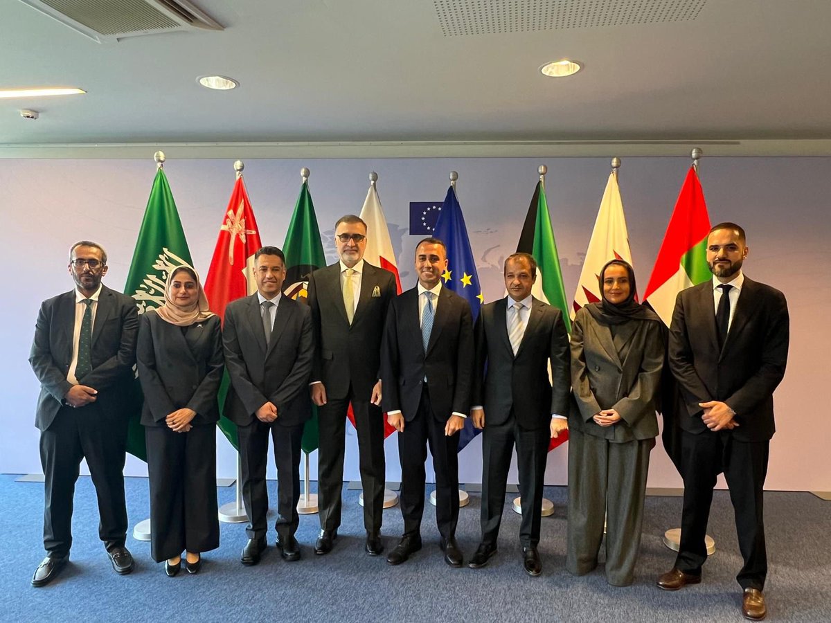 Bahrain Embassy, Brussels tweet media