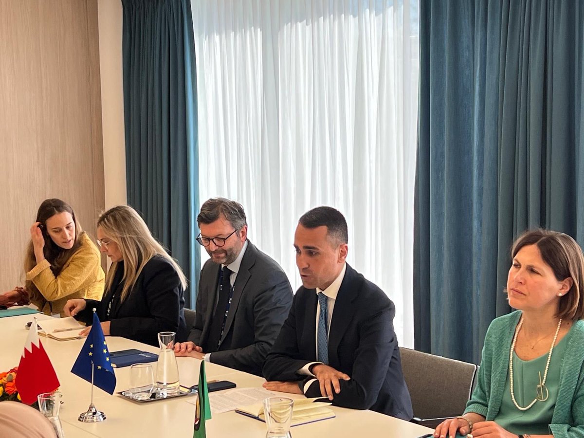 Bahrain Embassy, Brussels tweet media
