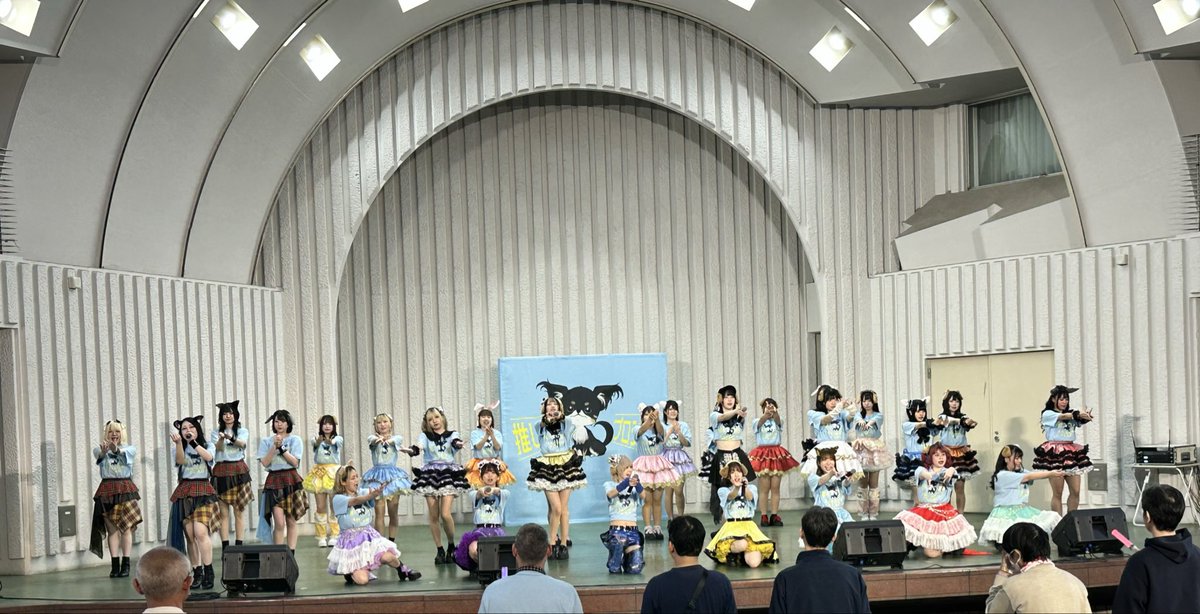 改めて再掲。土曜の武道館アフターパーティー、日曜の推し犬プロジェクトと参加しました。いい休日でした！
お友達はルミナスライブ初見でしたが楽しめたそうで良かったです！
#推し犬プロジェクト