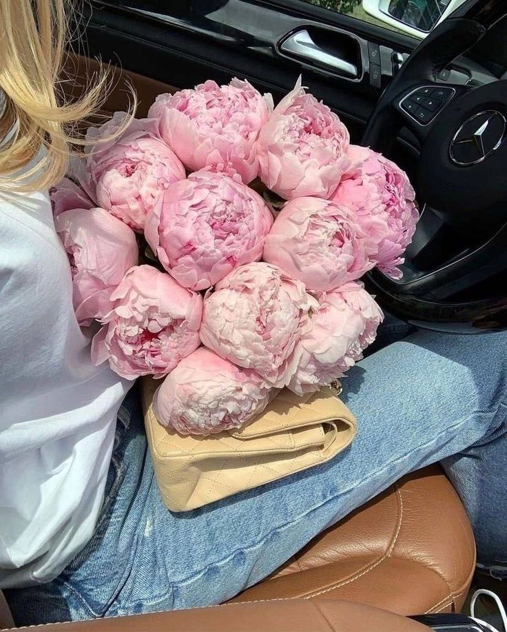 Flowers tweet media