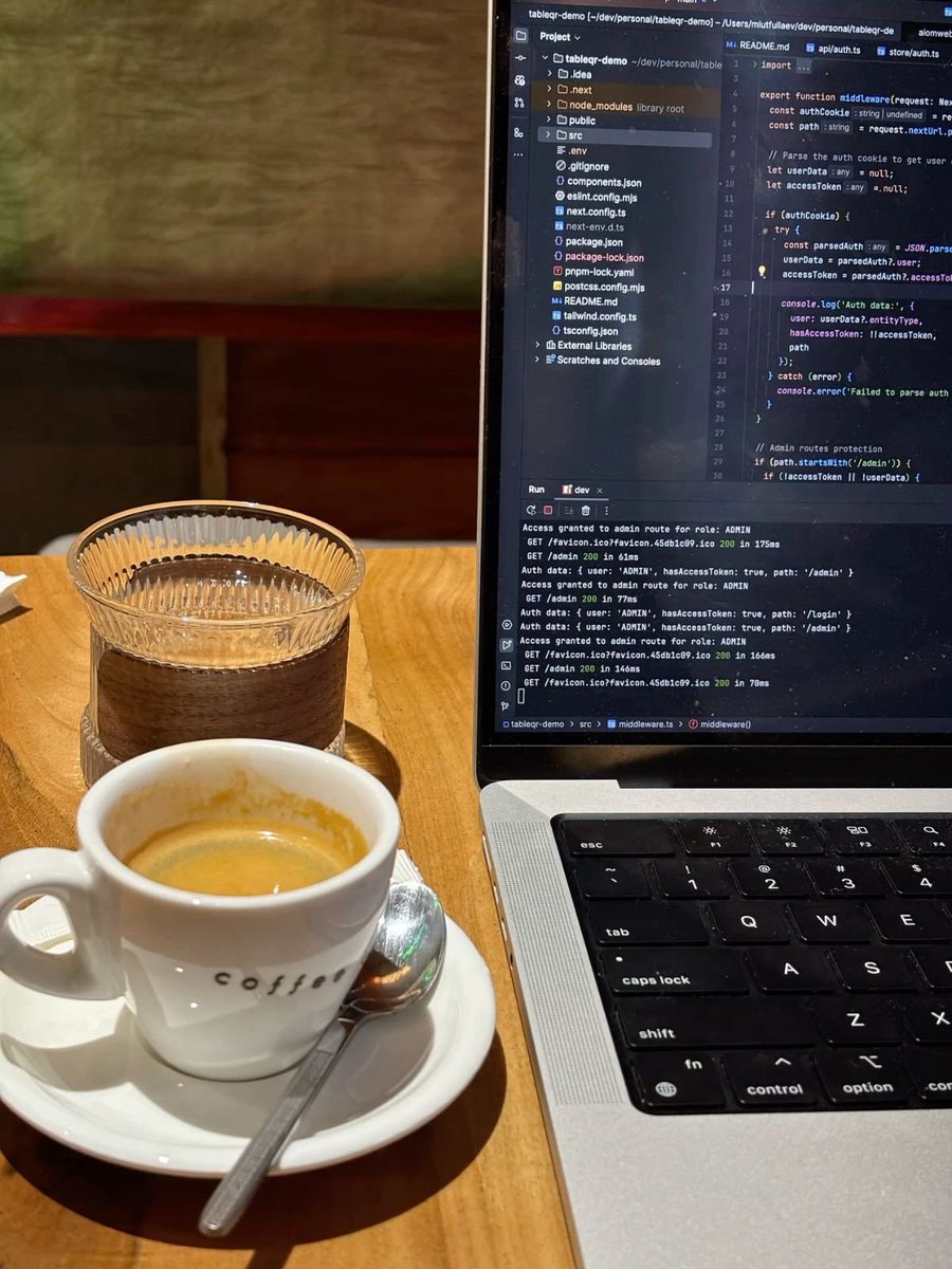 Isha Singh🌈 tweet media