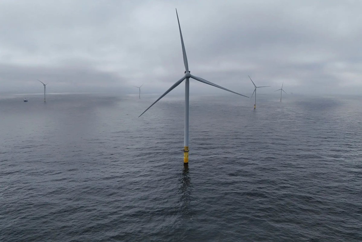 R3CPA's tweet image. Bad news for renewable #energy in #NewJersey. Trump admin is paying BluePoint Wind to abandon it's plan for an offshore wind farm in the state. The war on #renewables continues for the Trump admin. Short sighted approach in my opinion. nytimes.com/2026/04/27/cli…