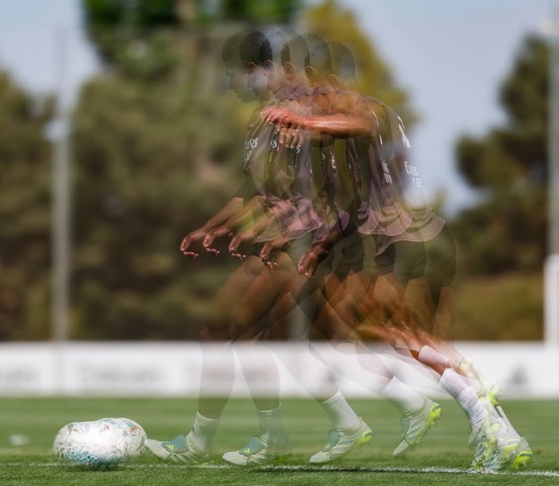 theMadridZone's tweet photo. Jude Bellingham 🌪️ https://t.co/rVggwUKHiY