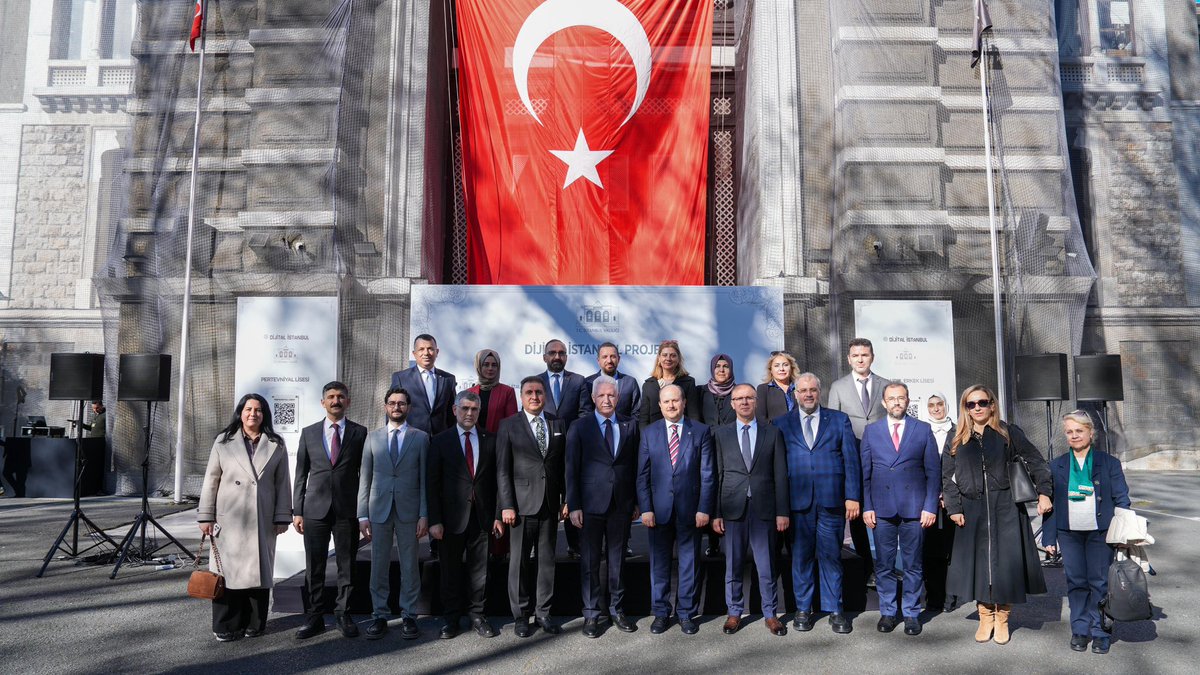 TC_istanbul's tweet image. Aziz şehrimiz İstanbul’daki tarihi okullar, mektepler, medreseler, tekkeler, kiliseler ve sinagoglar, Ziraat Katılım’ın destekleri ile “Dijital İstanbul” projemizle karekodlarla dijitale yüklendi…🤳

Aziz şehrimizdeki kültür hazinelerinin keşfi için Valiliğimiz tarafından,