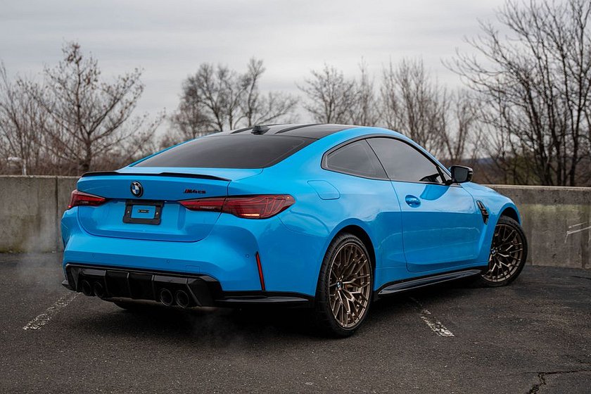 ExoticCarList's tweet photo. 2025 BMW M4 CS https://t.co/H5UBSyJjj8