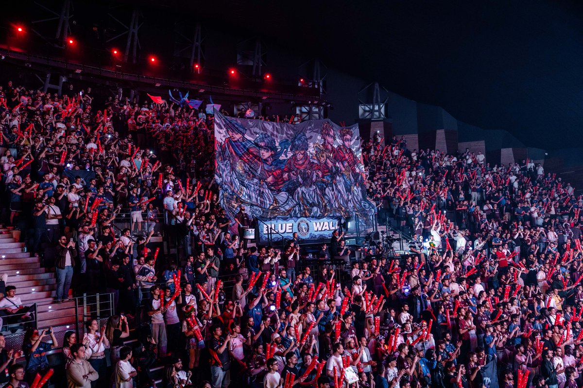 Le Blue Wall tweet media