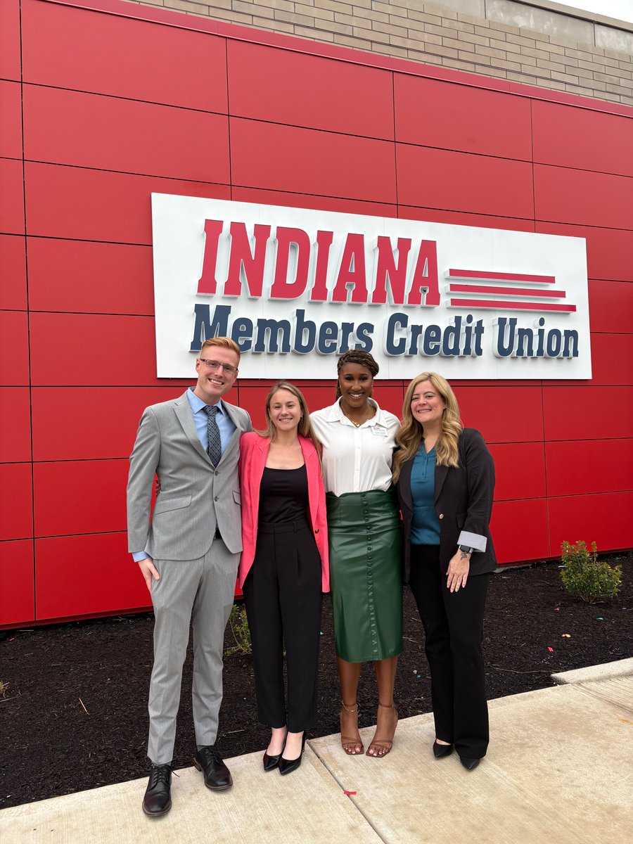 IndMembersCU's tweet photo. Our Spring Mill Rd Branch is officially OPEN! ✂️✨ This is our second Westfield location, and we’re looking forward to serving members even closer to home. Visit us throughout the week for enter-to-win drawings and join us for our grand opening on May 2. 🏦🎉 https://t.co/lMPAwGwWo6