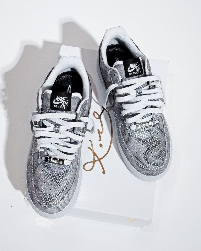INSANE SNEAKER™ tweet media