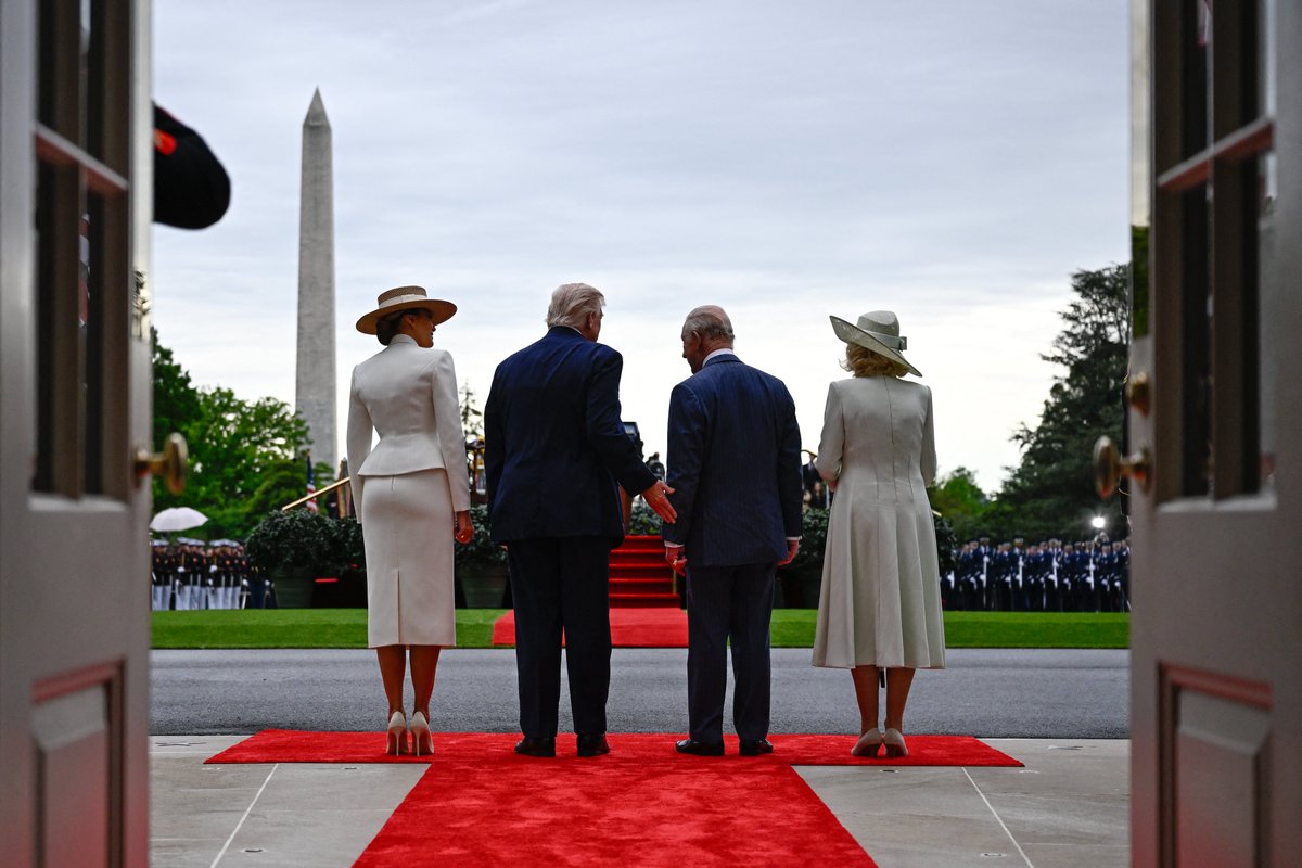 🇬🇧🇺🇸 Centuries of history. A future built together.  

The President and First Lady welcomed Their Majesties to the <a href="/WhiteHouse/">The White House</a> today, marking the formal opening of their historic State Visit. 

As America celebrates its 250th year, the United Kingdom and the United States look