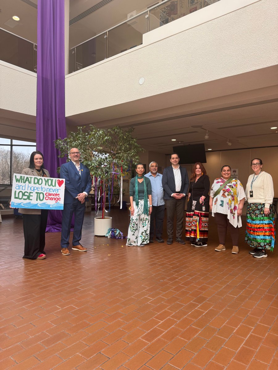 IDIGTA's tweet photo. On #EarthDay, we were honoured to be partner of the Interfaith Youth Forum, bringing together over 100 young people from diverse faith traditions 🌍

Grateful to @marywardcentre for their leadership, and to partners including @NileAcademy, TCDSB Indigenous Education, Sisters of St. Joseph of Toronto, and Green Ummah.

A meaningful space where dialogue inspired reflection, responsibility, and action for our common home.

#Interfaith #Dialogue #Youth #Toronto #EarthDay #hizmetcares