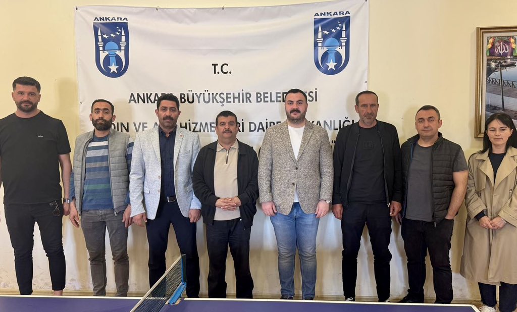 anilemreerdem's tweet photo. Ankara Büyükşehir Belediyesine bağlı Bala Fen İşleri İlçe Şefliği, Kırsal Hizmetler İlçe Şefliği, Mezarlıklar İlçe Şefliği ve Gençlik Merkezinde bulunan çalışma arkadaşlarımıza ziyarette bulunarak, İlçemiz genelinde yapılan ve yapılacak olan çalışmalar hakkında bilgi aldık. https://t.co/ujRYTweXNH