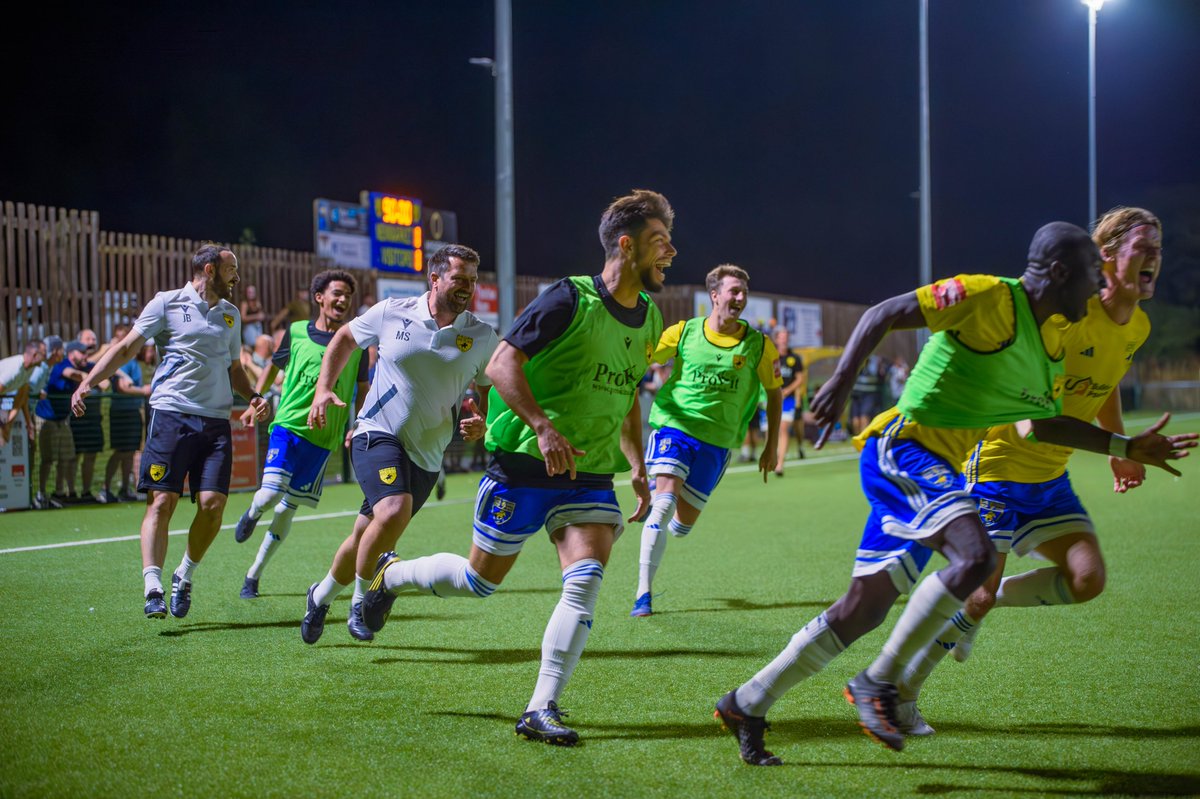 Newmarket Town F.C tweet media