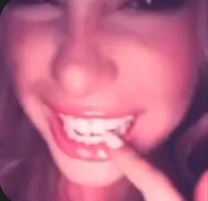 syntaxirawr's tweet image. Hi ganda #slay