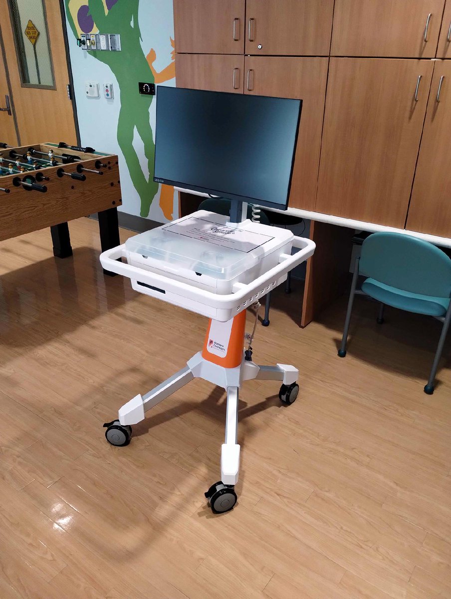 GamersOutreach's tweet photo. New GO Kart at @uncchildrens in Chapel Hill, NC 🧡

Thank you @TeamCapacity for making this placement possible 🤝 https://t.co/8bFlLSscb8