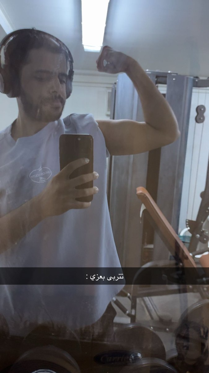 يزيد tweet media
