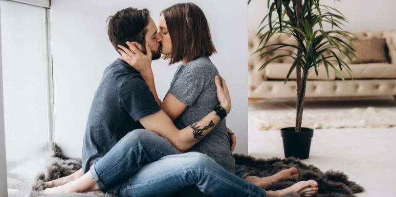seduction__king's tweet photo. The 12 Types of Kisses That Drive Women Absolutely Wild  

(Most men only know 2… and wonder why she’s “not in the mood”)

1. The Slow French https://t.co/61gzkm3n1Q