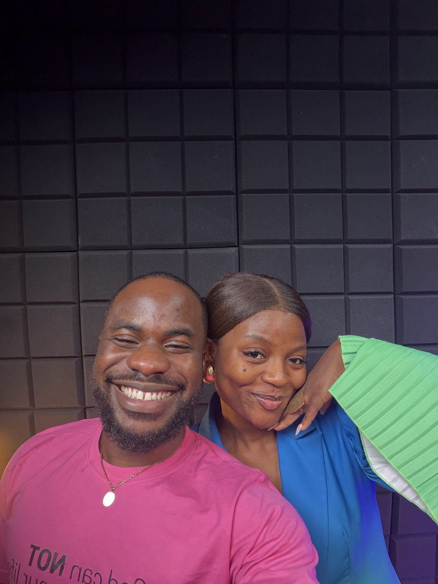 jay_onair's tweet photo. Up next on @jay_onairlive I speak to the human force that is @theglobaltemi 
Our conversation is live at 6pm on radio @885_ufm and on YouTube on JAY ON AIR TV by 7pm! Set your reminders 🤎 https://t.co/A6QAAIOa1z