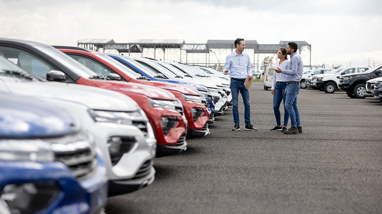 MisterInsurance's tweet photo. A vehicle's price isn’t the only number to consider when it comes to the cost of ownership. Learn which cars may cost the least to insure based on proprietary claims data.
https://t.co/b23m5OqnBc https://t.co/7vDUwCUnSR