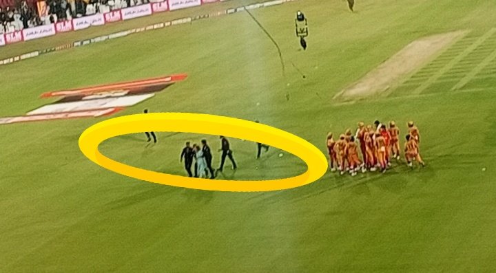 ٰImran Siddique tweet media