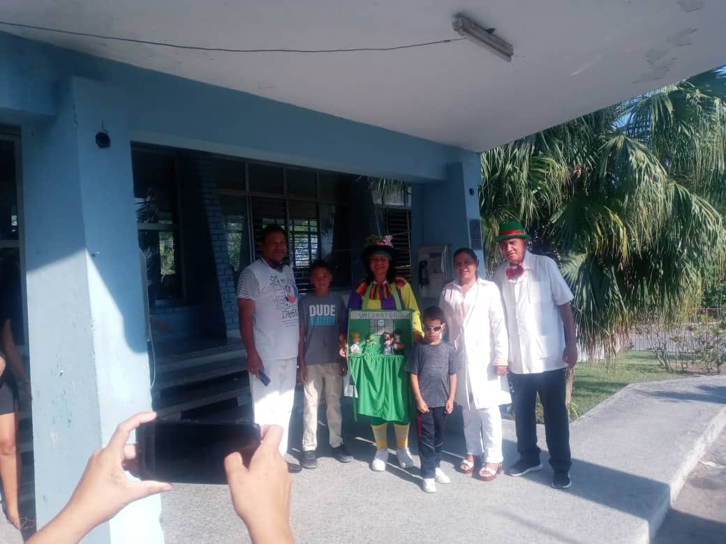 NaranjoCam1976's tweet photo. Inicia en Cuba sexagésima quinta campaña de vacunación antipoliomielítica, Arroyo Naranjo desde #LaHabanaDeTodos con sus vacunatorios listos en cada Área de Salud. https://t.co/92rbBCxXvk
