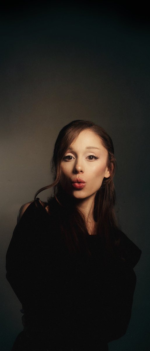 enjoywithmaio's tweet image. Ariana Grande | Petal Wallpapers 🥀🌟

📍Remember to load in 4K 🥹☁️

#arianagrande #petal #ag8 #wallpapers