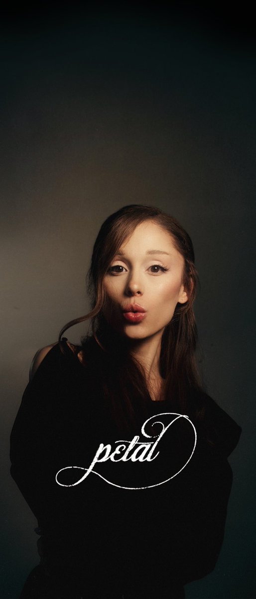 enjoywithmaio's tweet image. Ariana Grande | Petal Wallpapers 🥀🌟

📍Remember to load in 4K 🥹☁️

#arianagrande #petal #ag8 #wallpapers