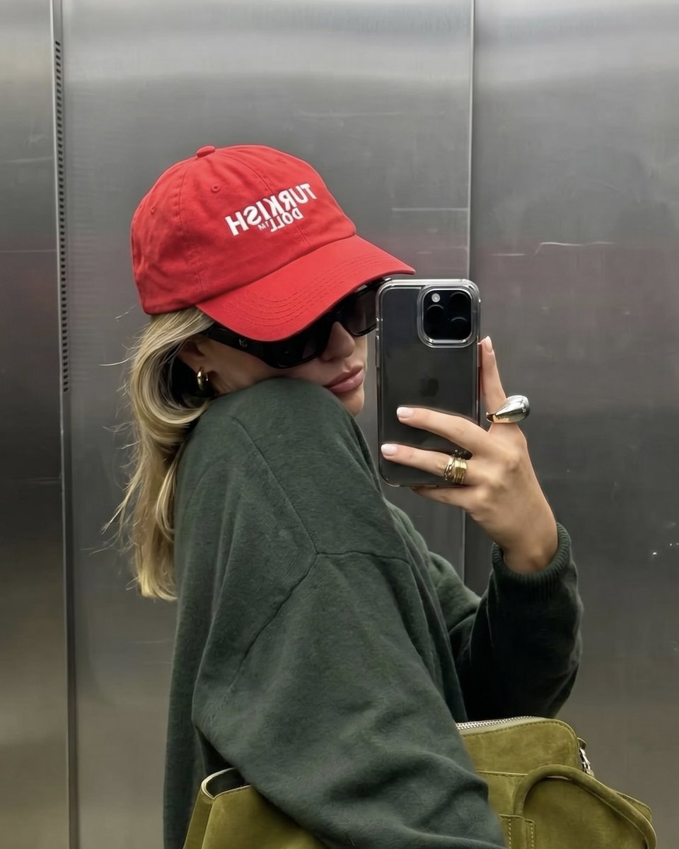 hatclo tweet media