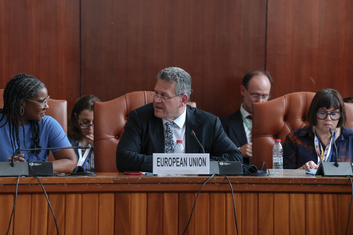 Thank you, <a href="/WeyandSabine/">Sabine Weyand</a>, for your dedication, exceptional work and impact on EU trade and economic security. Wishing you all the best.

The work continues. And I'm glad to continue with <a href="/JorgensenJuul/">Ditte Juul Jorgensen</a>.

👉 linkedin.com/posts/marossef…