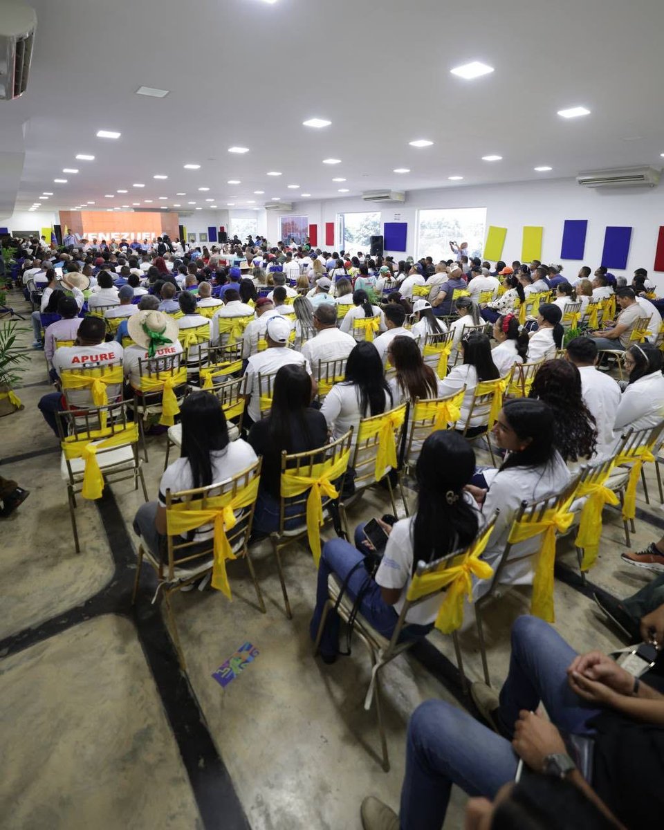 Con el Mazo Dando tweet media